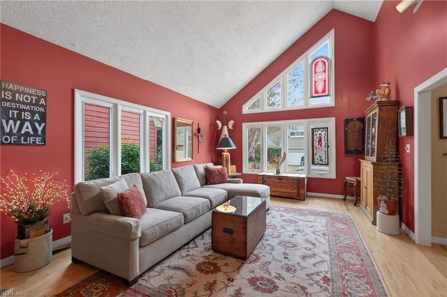 1105 Birdneck Lake DR, Virginia Beach, VA 23451