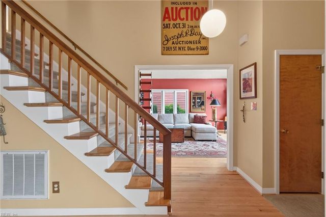 1105 Birdneck Lake DR, Virginia Beach, VA 23451