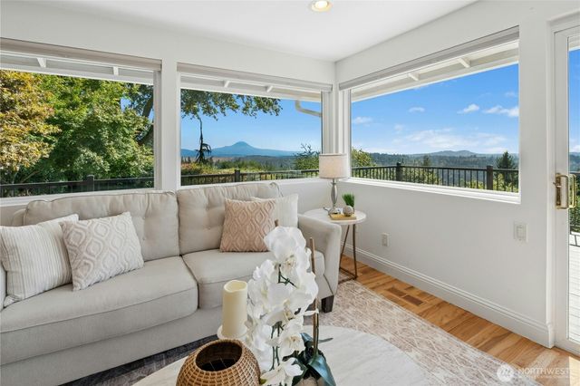 12213 206th Place SE, Issaquah, WA 98027