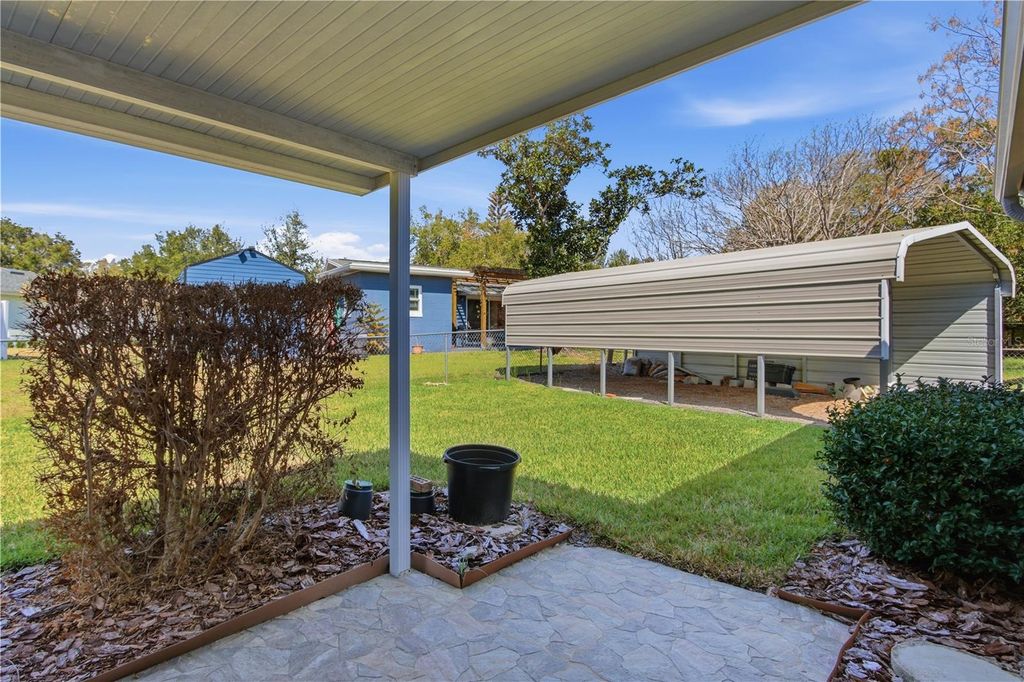 Image 32 of property listing at 127 MARK DAVID BOULEVARD, Casselberry, FL 32707