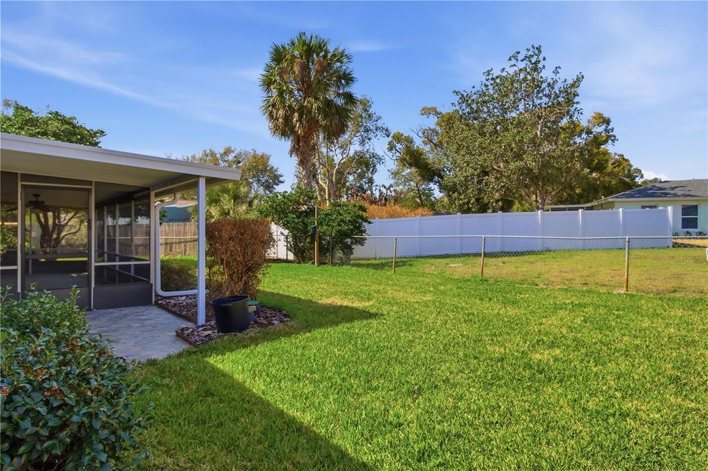 Image 35 of property listing at 127 MARK DAVID BOULEVARD, Casselberry, FL 32707