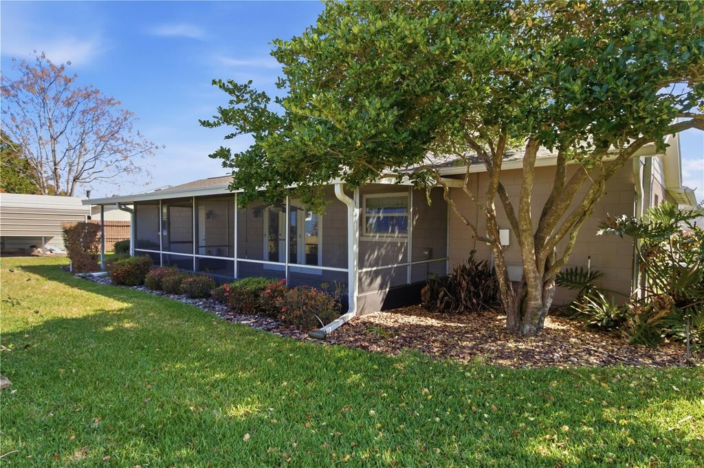 Image 36 of property listing at 127 MARK DAVID BOULEVARD, Casselberry, FL 32707