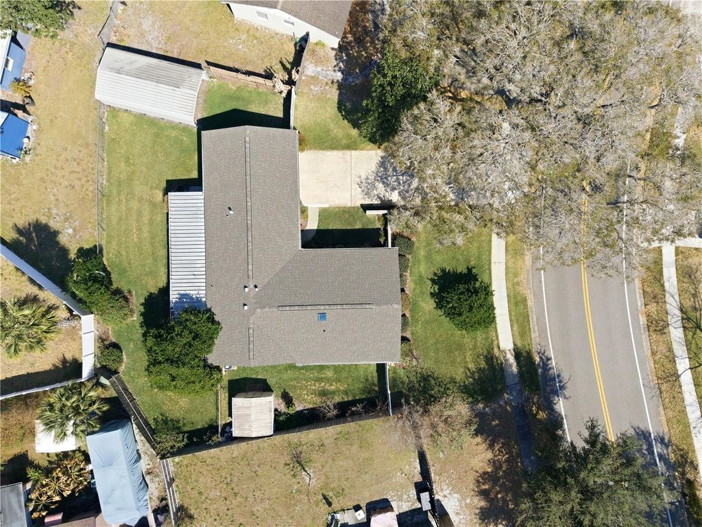 Image 40 of property listing at 127 MARK DAVID BOULEVARD, Casselberry, FL 32707