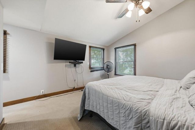 23150 MCPHERSON Avenue, Council Bluffs, IA 51503