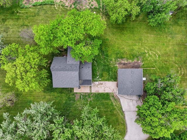 23150 MCPHERSON Avenue, Council Bluffs, IA 51503
