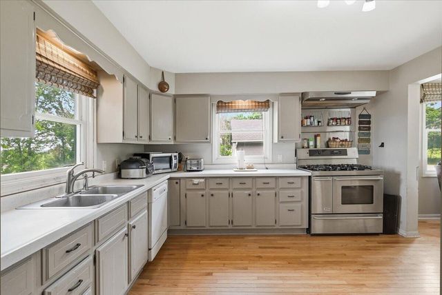 23150 MCPHERSON Avenue, Council Bluffs, IA 51503