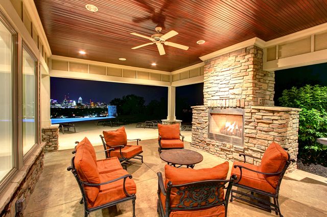 1172 Grays Peak, Covington, KY 41011