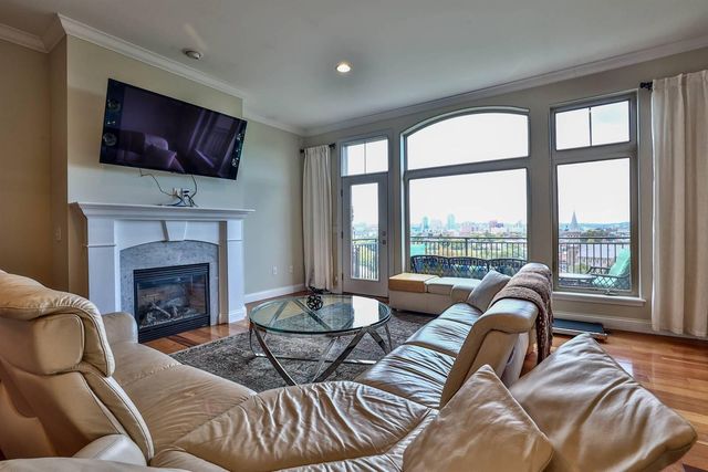 1172 Grays Peak, Covington, KY 41011