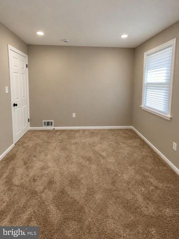 1408 EARLY OAKS LN, Capitol Heights, MD 20743