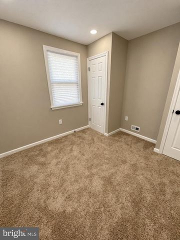 1408 EARLY OAKS LN, Capitol Heights, MD 20743