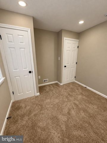1408 EARLY OAKS LN, Capitol Heights, MD 20743
