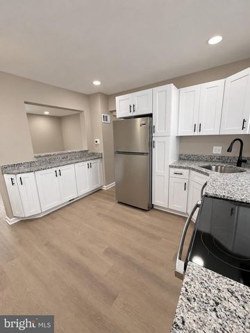 1408 EARLY OAKS LN, Capitol Heights, MD 20743