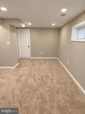 1408 EARLY OAKS LN, Capitol Heights, MD 20743