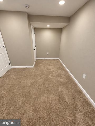 1408 EARLY OAKS LN, Capitol Heights, MD 20743