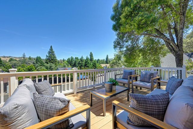 3004 Merriam Ct, El Dorado Hills, CA 95762
