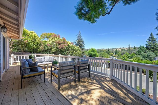 3004 Merriam Ct, El Dorado Hills, CA 95762