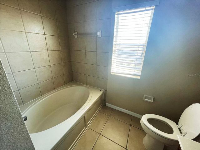 2520 RETREAT VIEW CIRCLE, Sanford, FL 32771