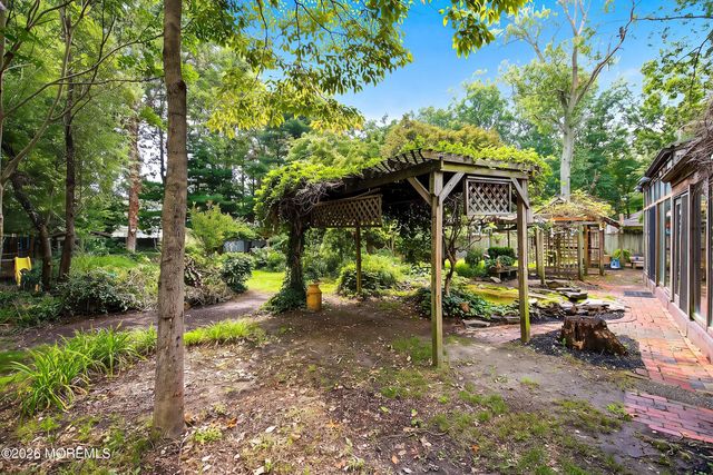 13 Waltham Way, Sicklerville, NJ 08081