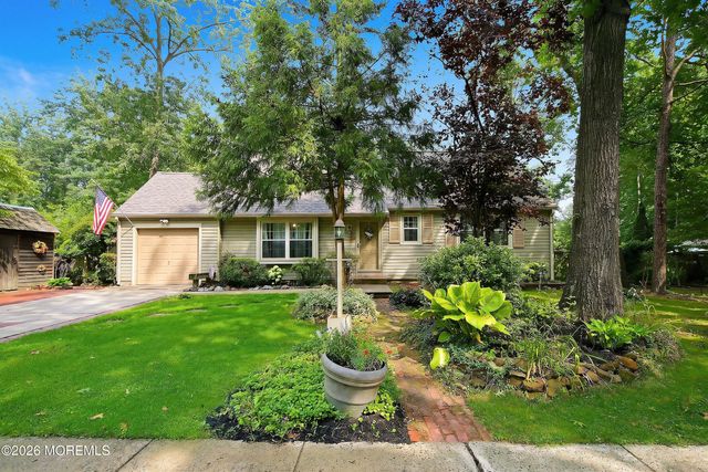 13 Waltham Way, Sicklerville, NJ 08081
