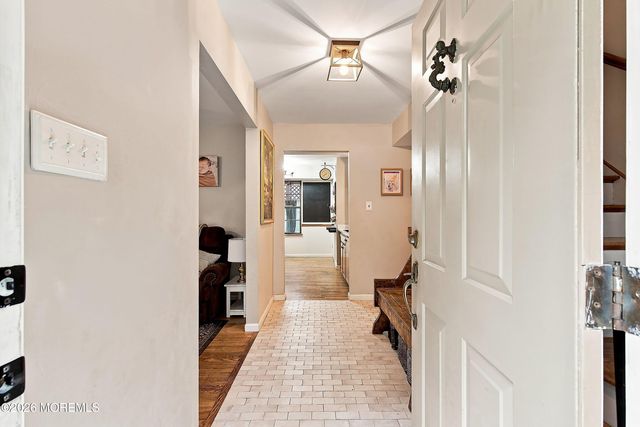13 Waltham Way, Sicklerville, NJ 08081