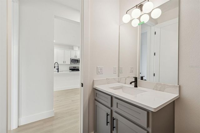 1515 E 27TH AVENUE, Tampa, FL 33605