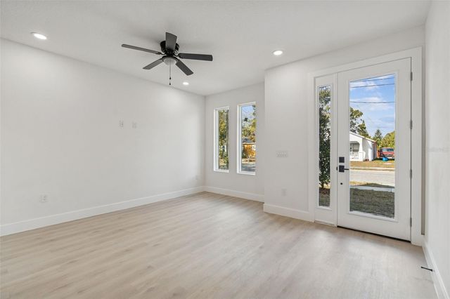 1515 E 27TH AVENUE, Tampa, FL 33605