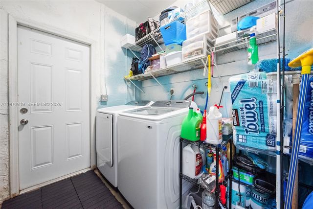 1026 SW 180th Ter, Pembroke Pines, FL 33029