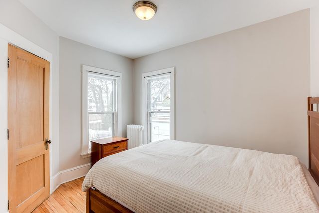 2433 W 22nd Street, Minneapolis, MN 55405