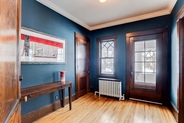 2433 W 22nd Street, Minneapolis, MN 55405