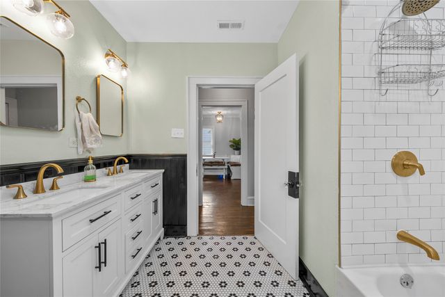 628 N 33rd Street, Waco, TX 76707