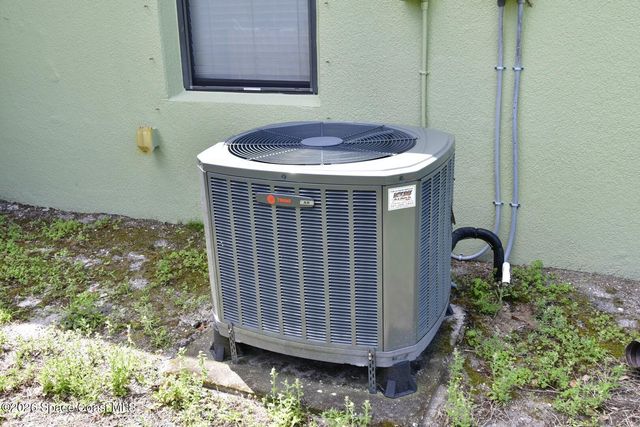 335 Fuller Street SE, Palm Bay, FL 32909