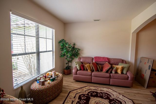 335 Fuller Street SE, Palm Bay, FL 32909