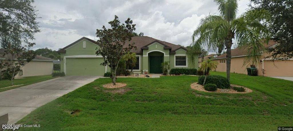 335 Fuller Street SE, Palm Bay, FL 32909