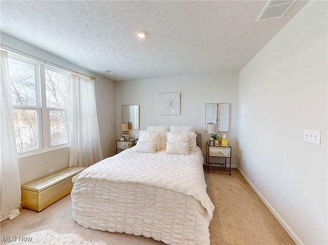 780 Pine Spring Drive, Painesville, OH 44077