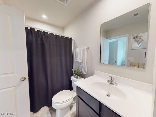 780 Pine Spring Drive, Painesville, OH 44077