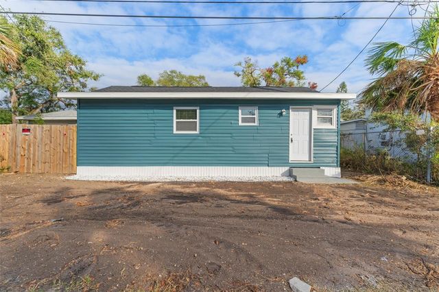 1927 13TH STREET S, St Petersburg, FL 33705