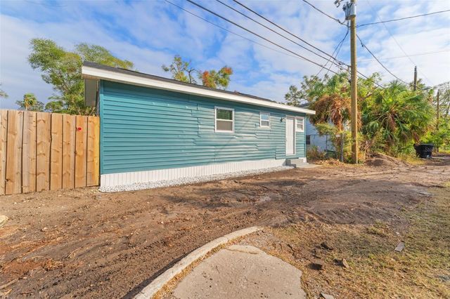 1927 13TH STREET S, St Petersburg, FL 33705