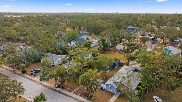 1927 13TH STREET S, St Petersburg, FL 33705