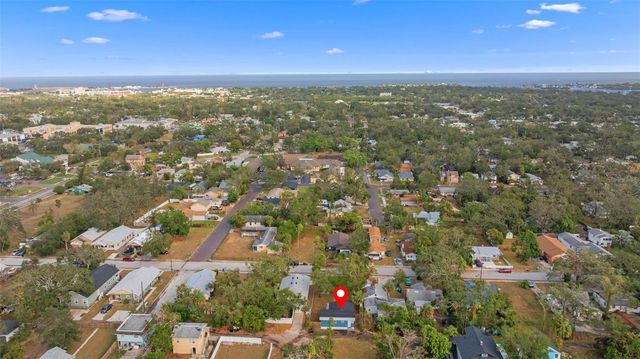 1927 13TH STREET S, St Petersburg, FL 33705