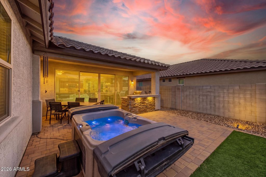 2807 W BLUE RIVER Drive, San Tan Valley, AZ 85144 — photo 2