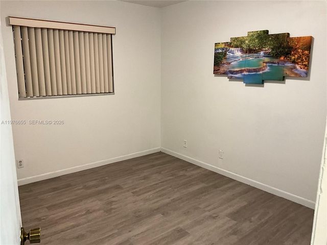 100 Berkley Rd 202, Hollywood, FL 33024