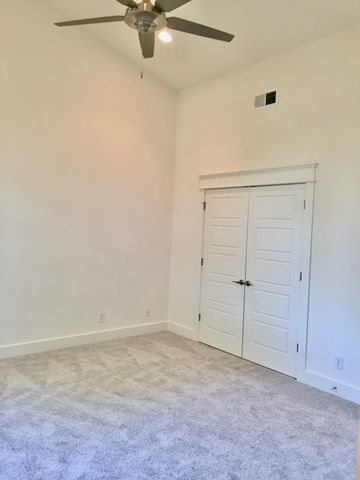 2303B Knowles Ave, Nashville, TN 37204