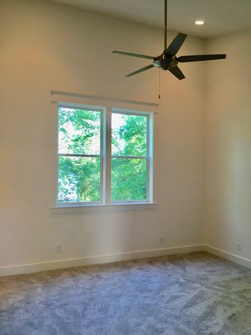 2303B Knowles Ave, Nashville, TN 37204