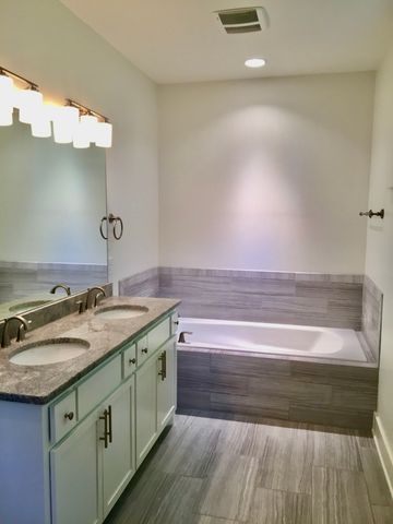 2303B Knowles Ave, Nashville, TN 37204