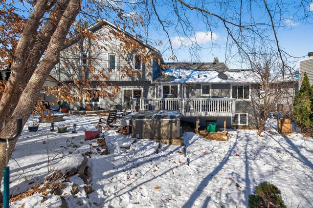 11313 71st Avenue N, Maple Grove, MN 55369