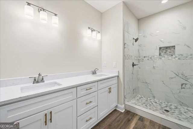 329 Greenleaf Drive, Lavonia, GA 30553