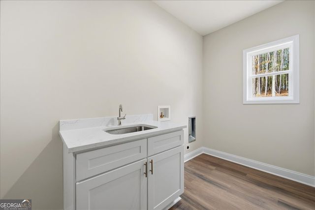 329 Greenleaf Drive, Lavonia, GA 30553