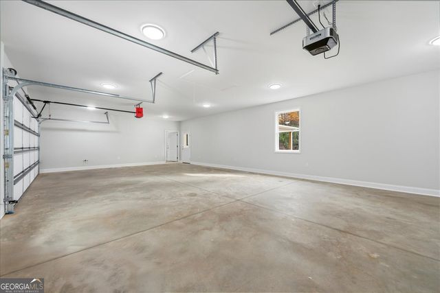 329 Greenleaf Drive, Lavonia, GA 30553