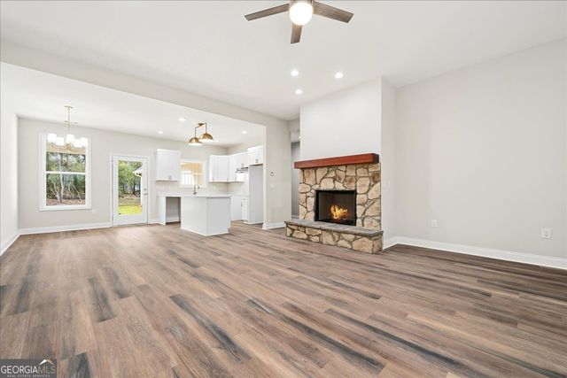 329 Greenleaf Drive, Lavonia, GA 30553