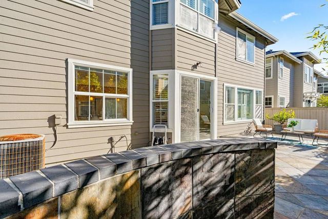 2004 Gossamer Avenue, Redwood City, CA 94065